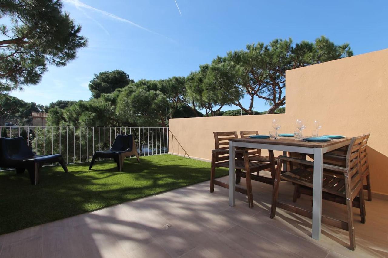 Petit Bijou - Beach Apartment III Castelldefels Exteriör bild