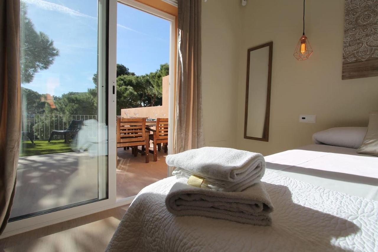 Petit Bijou - Beach Apartment III Castelldefels Exteriör bild